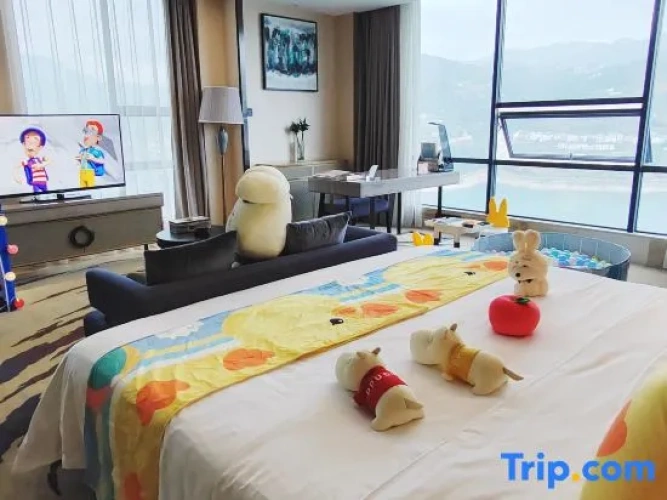 Standard Double Family room with river view