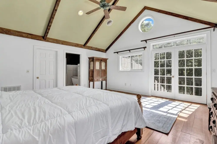Wolf Creek House