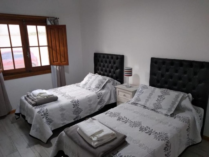 2 Bedrooms Cottage