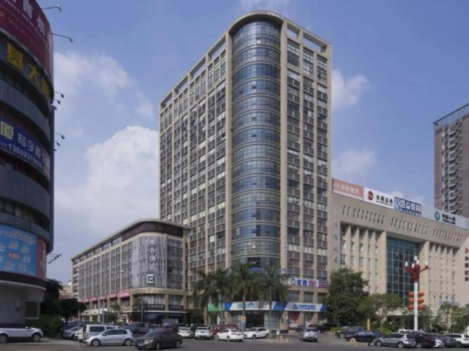 Guanggu Hotel