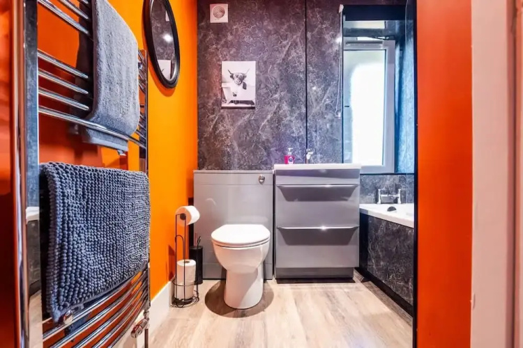 3 Bedroom Stylish Ground Floor Flat