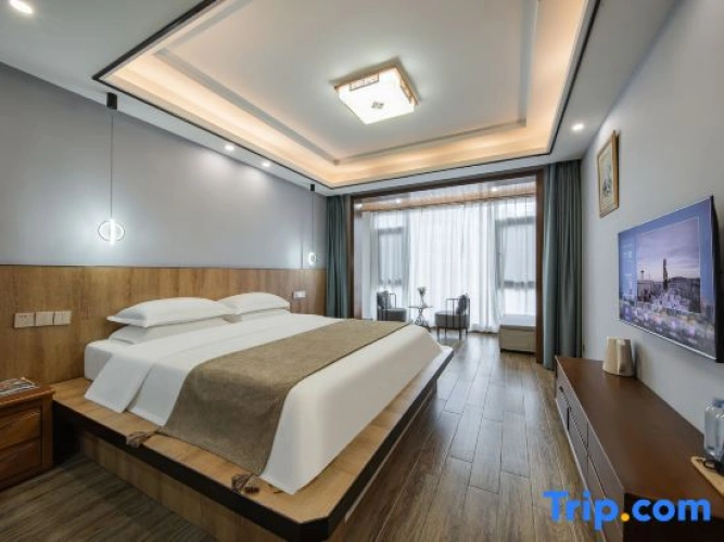 Deluxe Double room with mountain view
