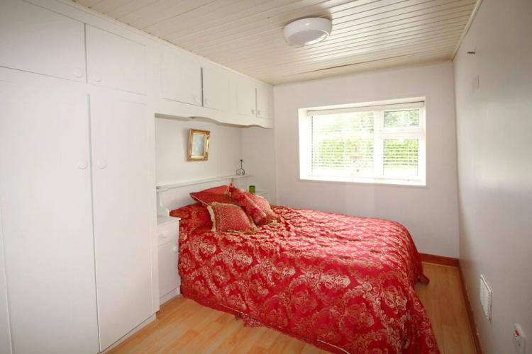 Carraroe Cottage