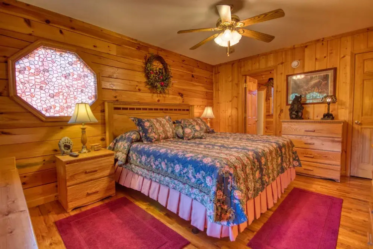 Smoky Mountain Getaway #435