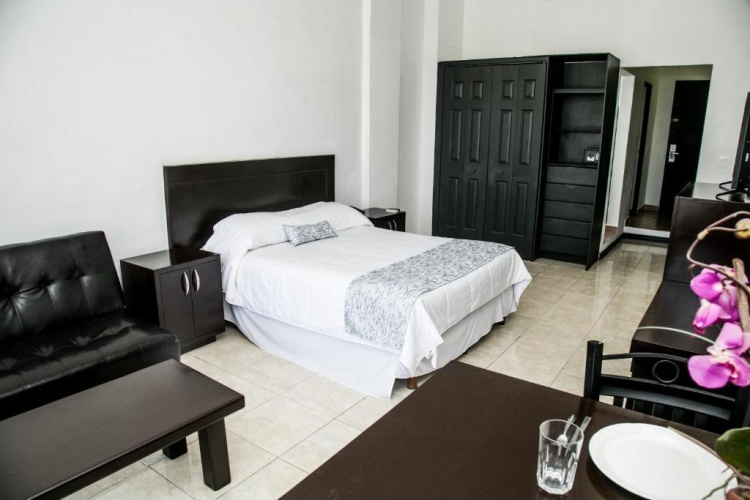Suite with balcony