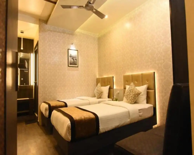 Nu Blue Moon Guest House
