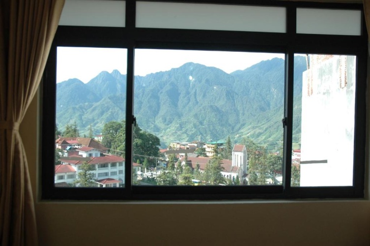 Standard Triple room with mountain view