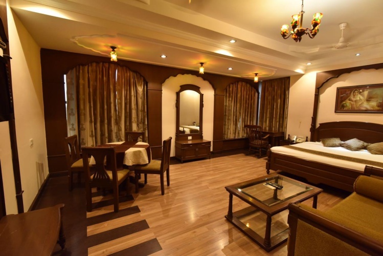Double Suite