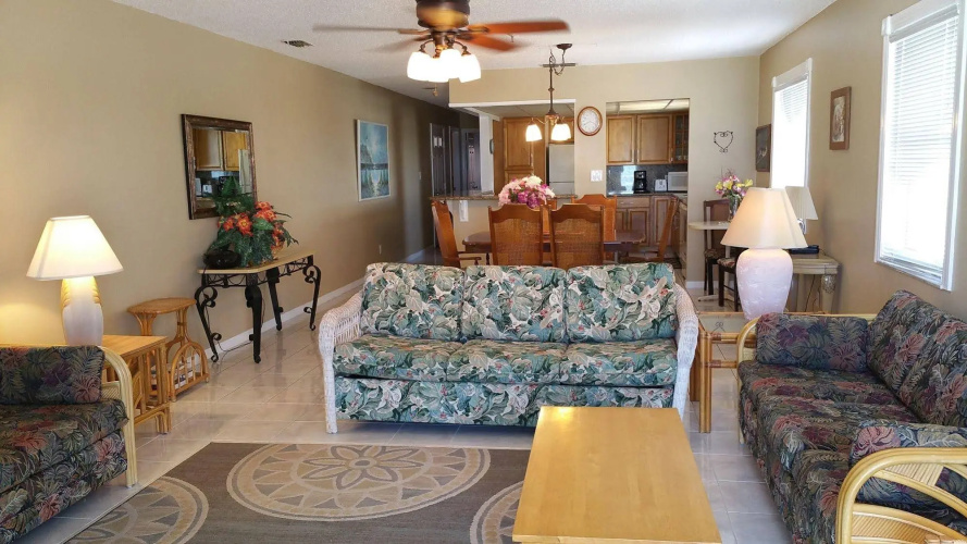 Seabreeze Condominiums