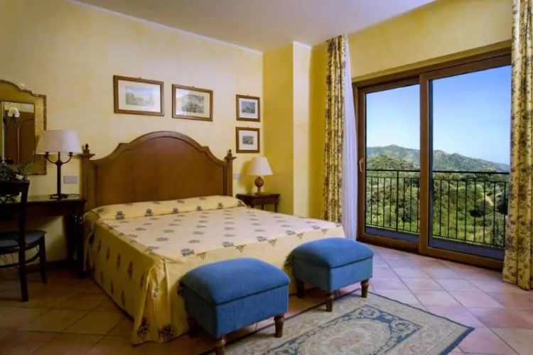 Standard Double room with balcony
