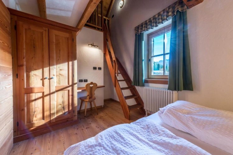 Standard Double room with view