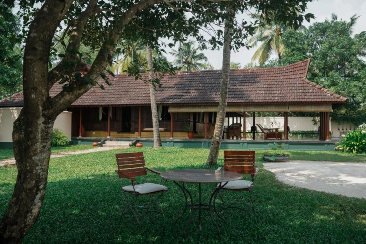 2 Bedrooms Villa