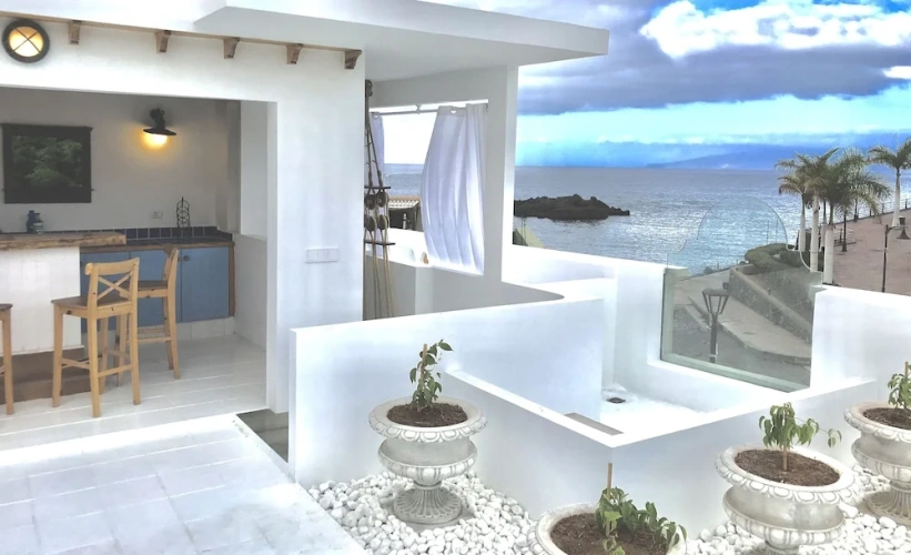 Grand Villa