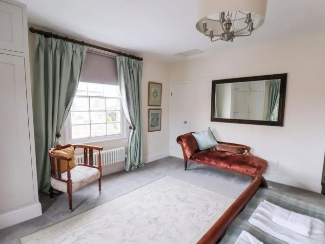 20A St Hilda's