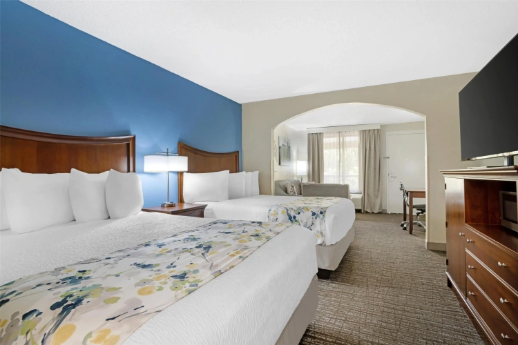 Quadruple Suite