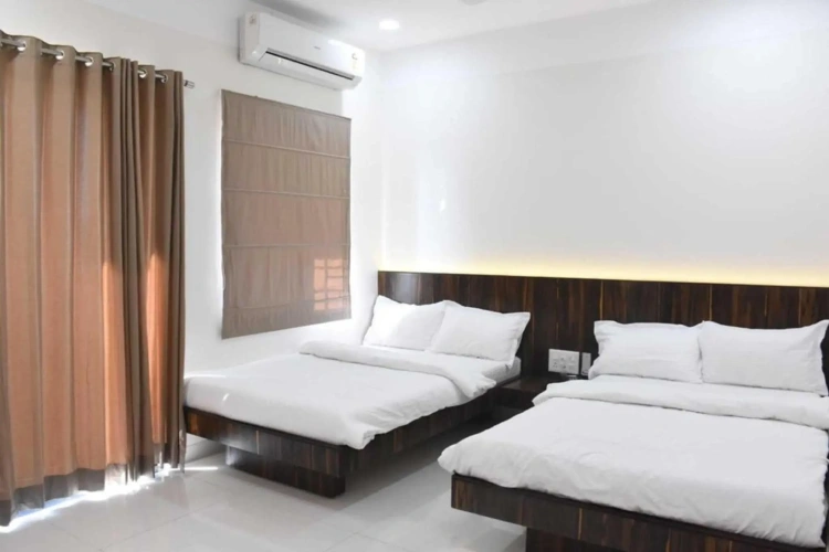 Standard Quadruple room