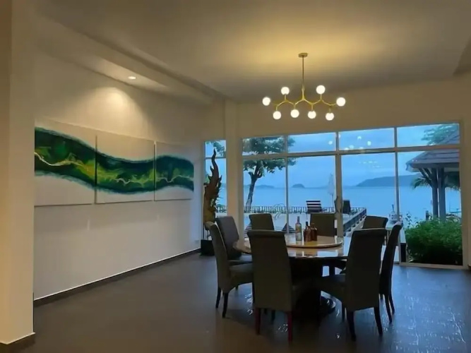 SeaView Villa Private Pool Table V195