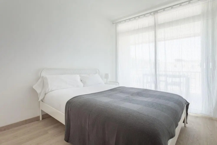 Oasis Be my Guest Castelldefels