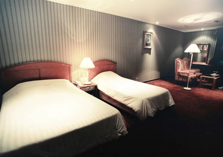 Airport Hotel