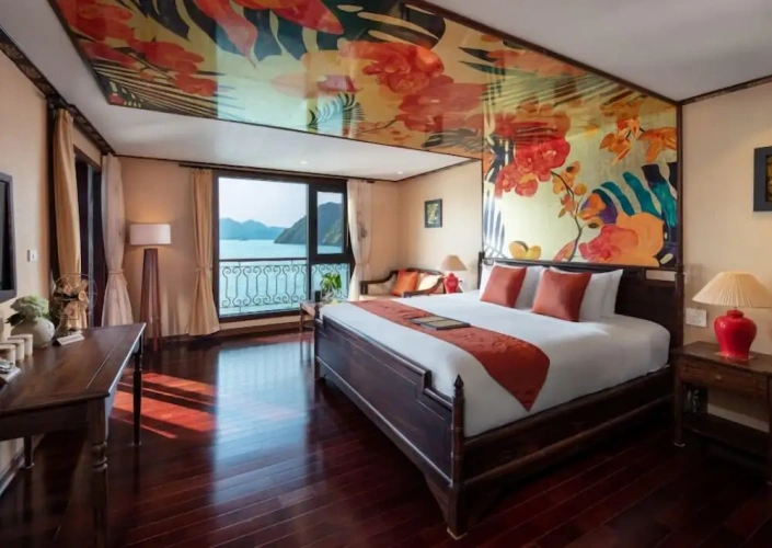 Suite with balcony