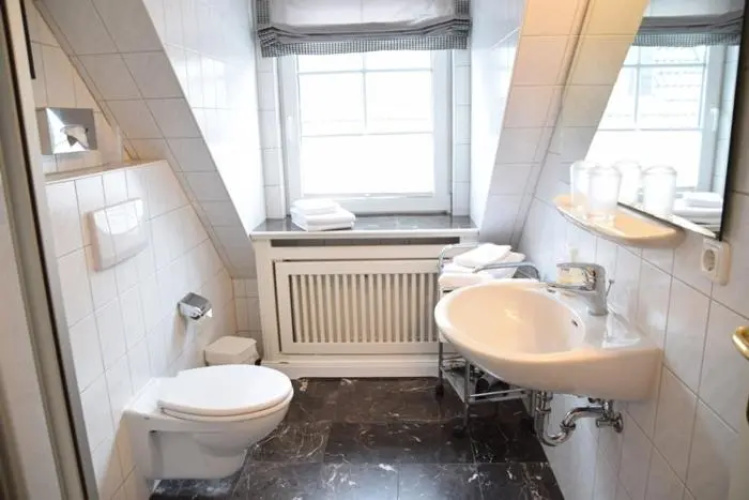 Kampstraße 9, W9, GB3