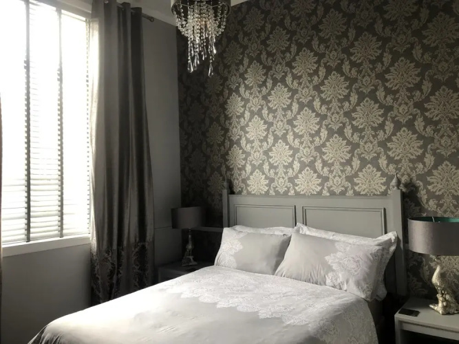 Apartment With City Views - Sleeps 3