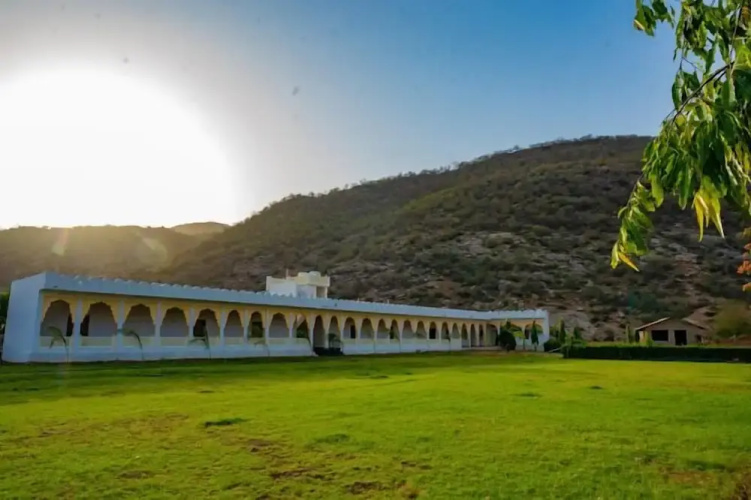 Raj Bagh Resort
