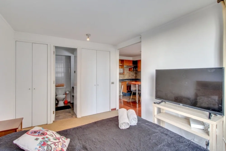 2 Bedrooms Apartment