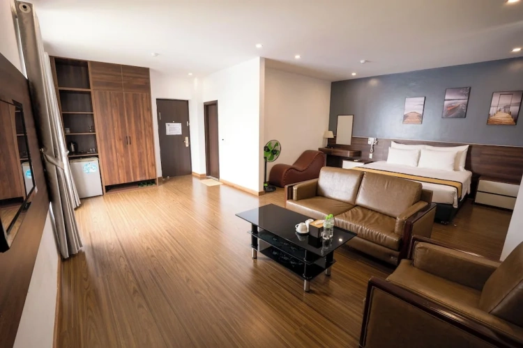 Standard Double room with city view