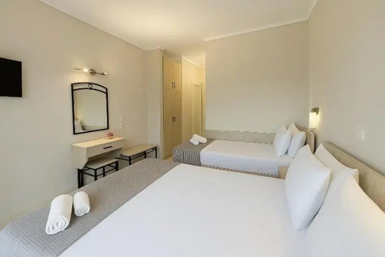 Classic Triple room