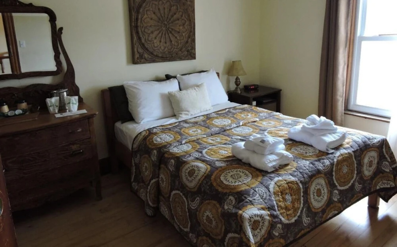 Auberge Ayers Cliff