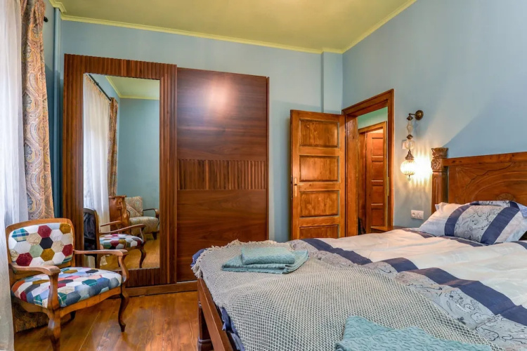 FM Premium 2-BDR Apartment - Pistachio