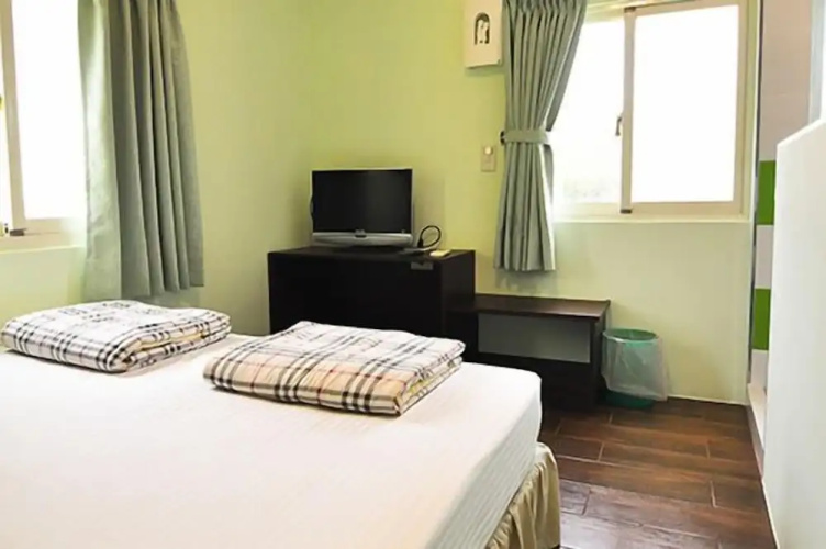 Mengqi Hostel