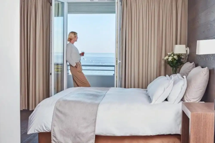 Premium Suite with balcony and with ocean view