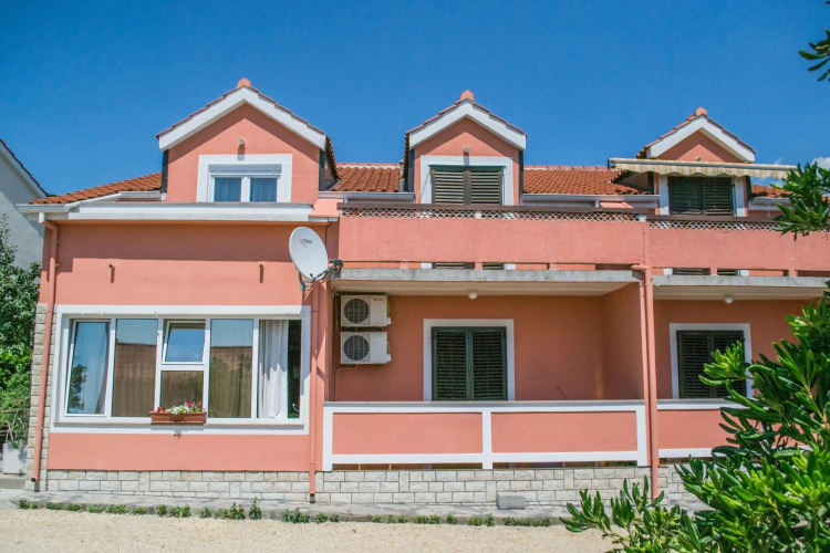 Slavica
