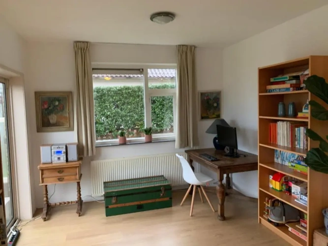 2 Bedrooms Villa
