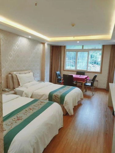 Chaohui Theme Hotel