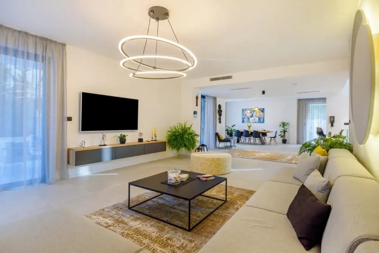 Villa Lucy Lemon CFH