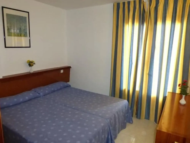 1 Bedroom Apartment with balcony and with sea view