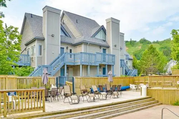 Blue Mountain Getaway