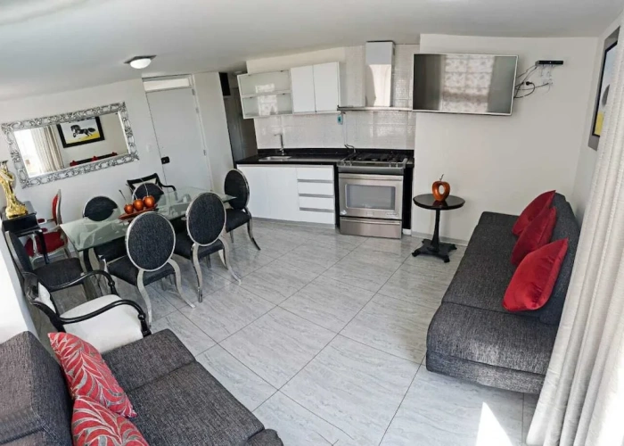 2 Bedrooms Family Suite with pool view
