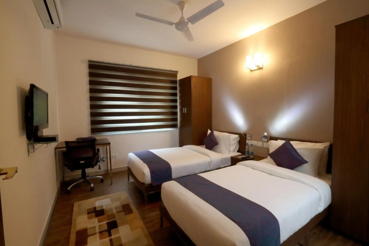 Crest Executive Suites