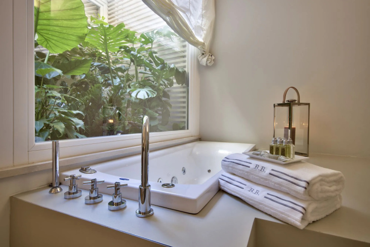 Blanc Boutique Hotel