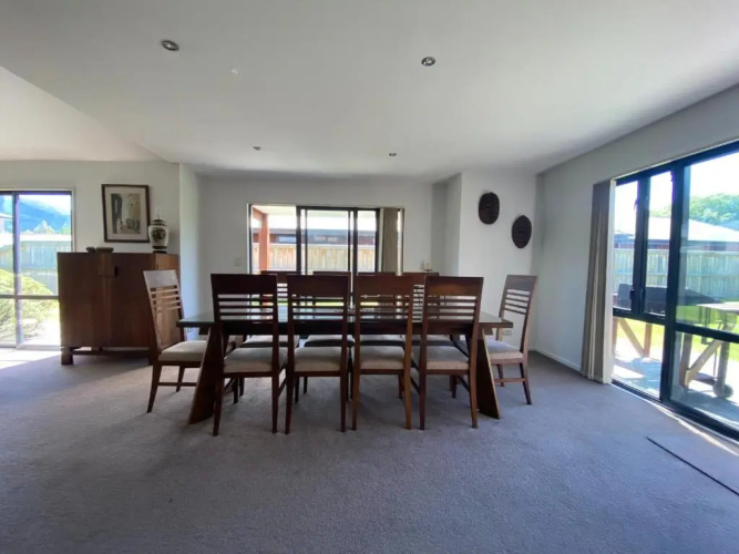 4 Tarndale Place