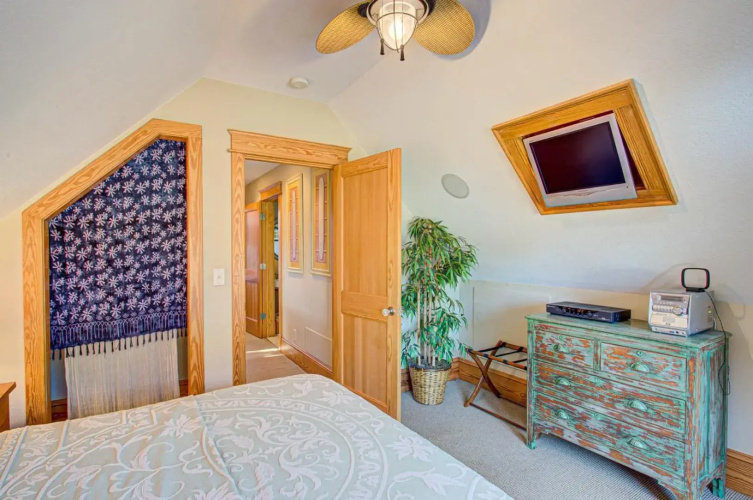 IC2 - Endless Summer Cottage