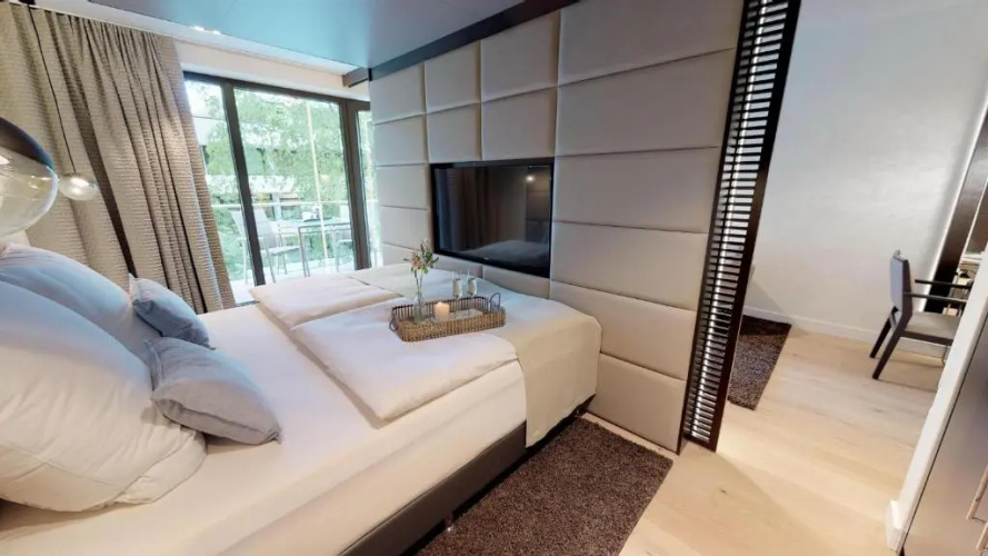 White Pearl Apartment 2.10