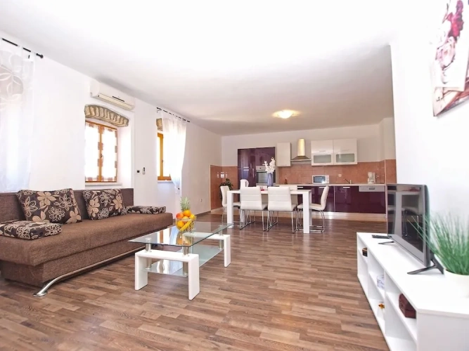 2 Bedrooms Standard Cottage with balcony