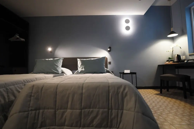 Classic Double room with city view