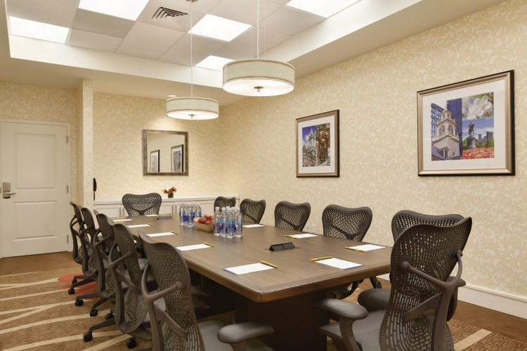 Hilton Garden Inn Boston Logan Airport photo 15