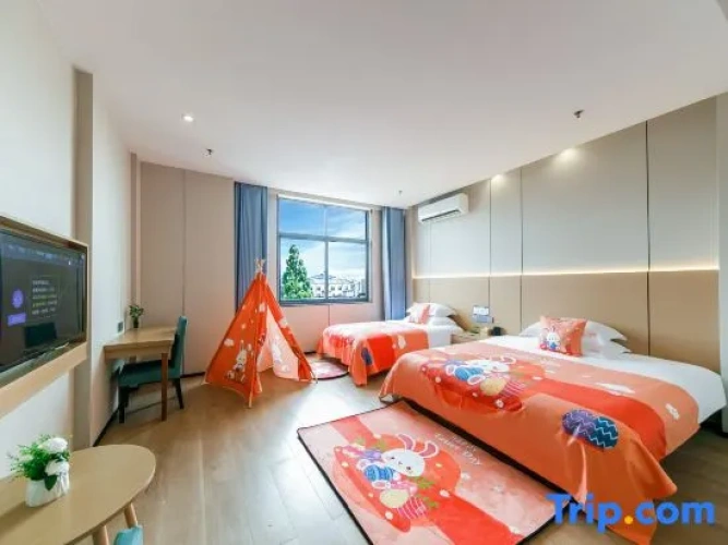 Standard Family room